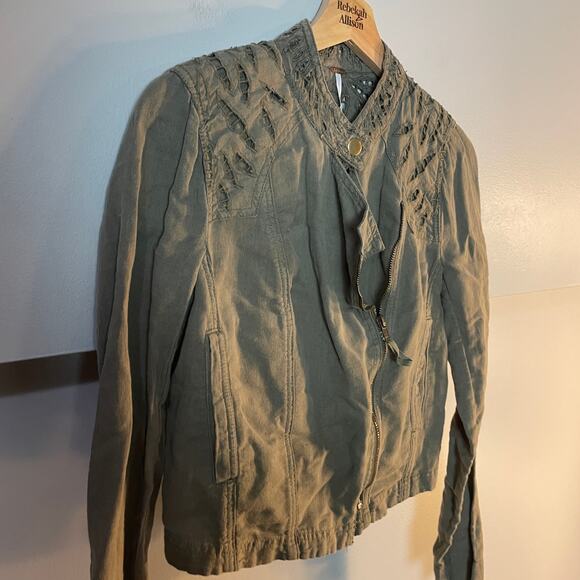 Free People Moto Jacket Cutwork Asymmetrical Zip Green Cropped Jacket SZ 4 EUC - Picture 7 of 12